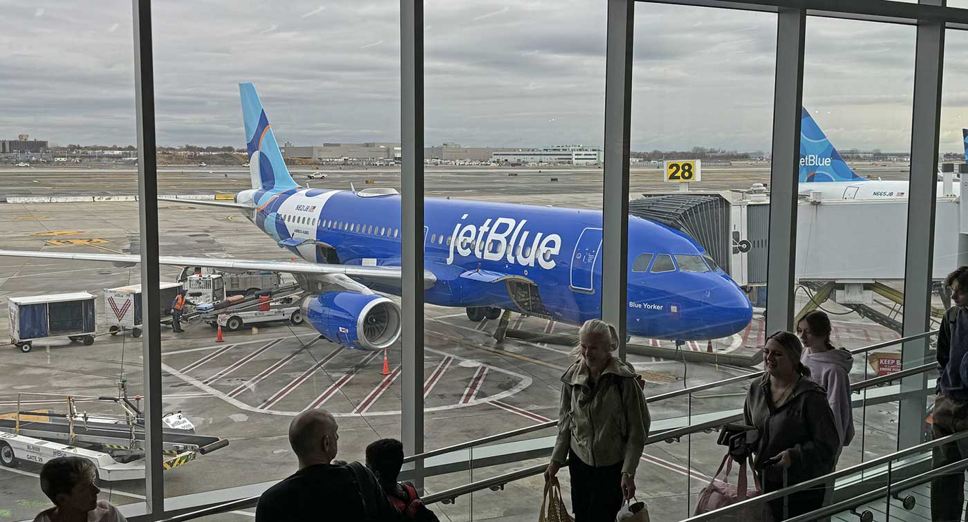 JetBlue aircraft
